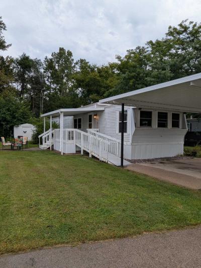 Mobile Home at 194 Waters Edge Circle Burlington, WI 53105