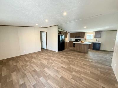 Photo 4 of 28 of home located at 3740 N. Romero Rd. #A198 Tucson, AZ 85705