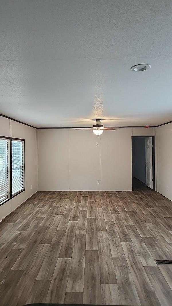2025 Fleetwood Landmark Mobile Home