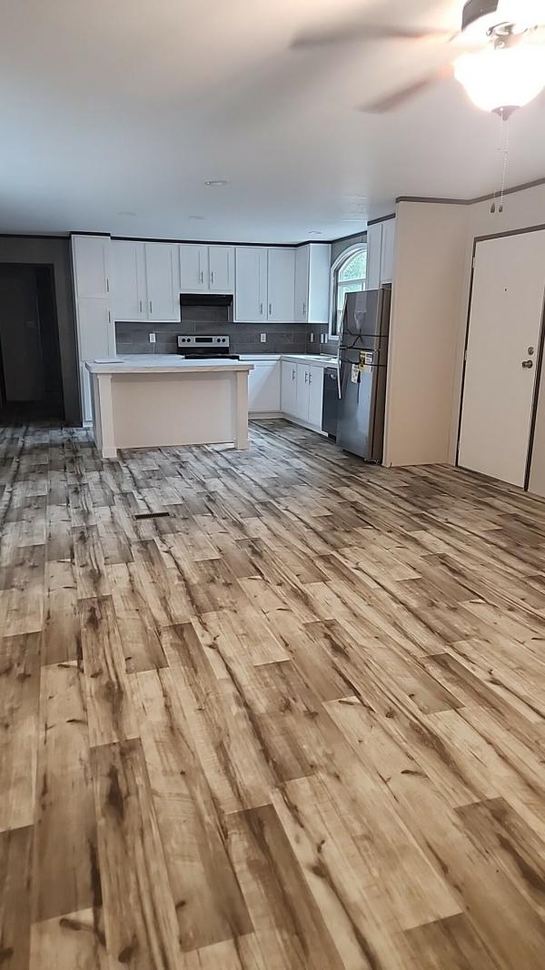 2025 Fleetwood Landmark Mobile Home