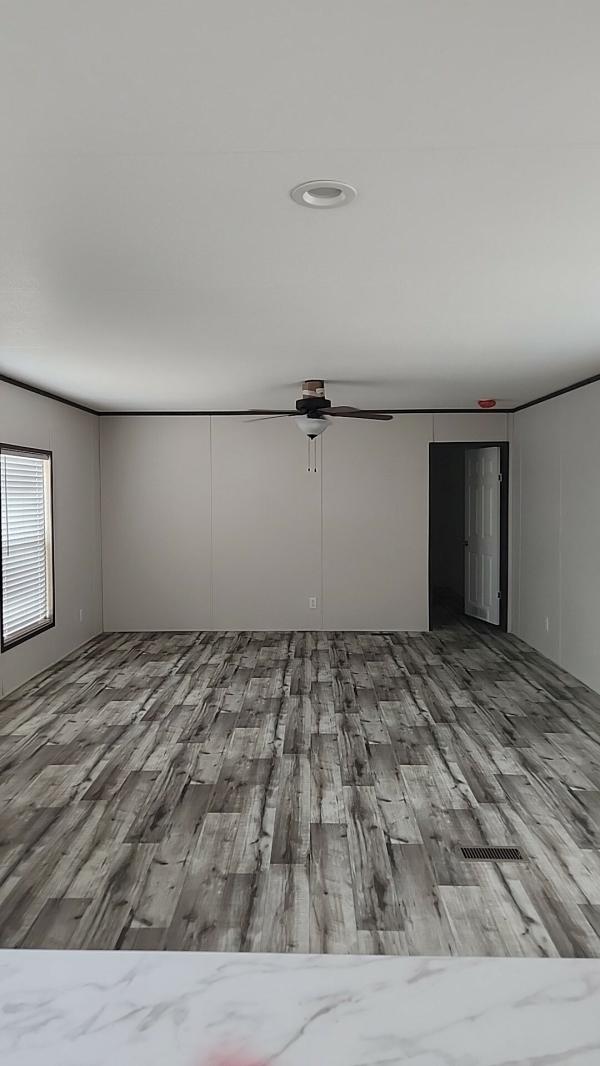 2025 Fleetwood Landmark Mobile Home
