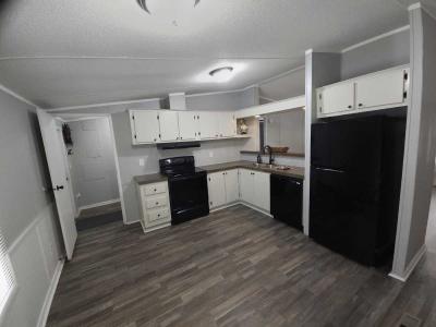 Photo 3 of 14 of home located at 2268 Mayport Rd #143 Jacksonville, FL 32233