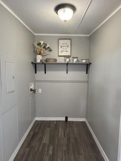 Photo 5 of 14 of home located at 2268 Mayport Rd #143 Jacksonville, FL 32233