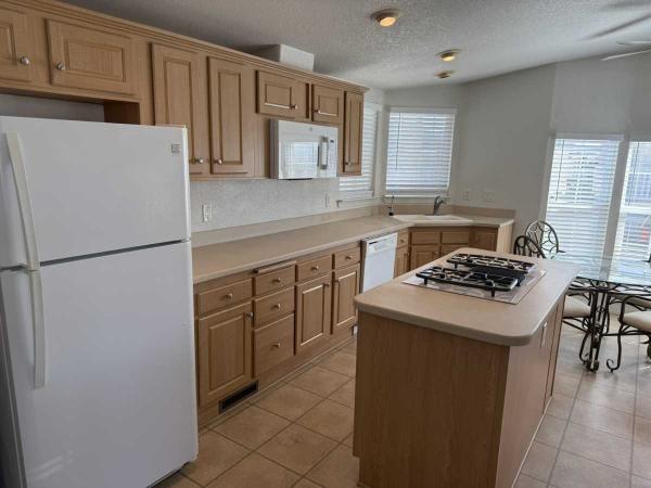 2004 Skyline Oakmanor Manufactured Home