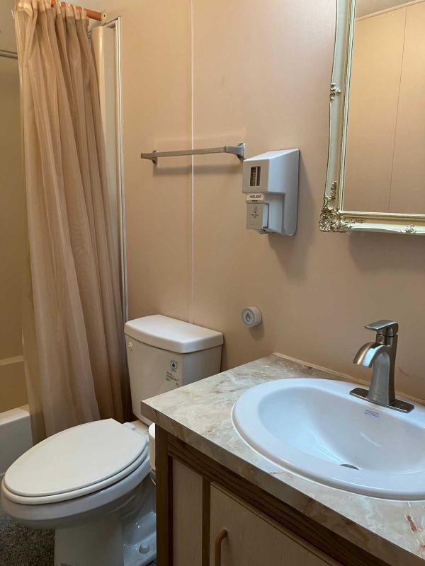 1985 Manufactured Home