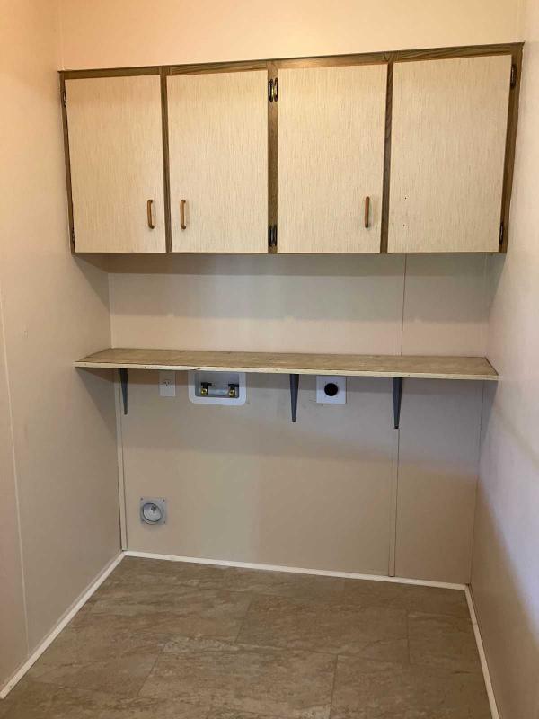 1985 Manufactured Home