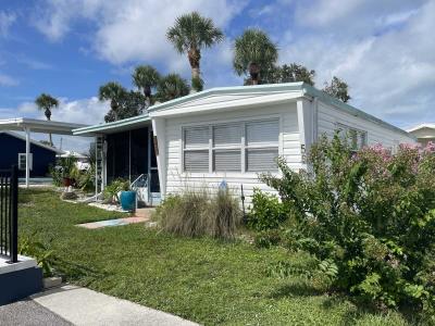 Photo 6 of 20 of home located at 3300 Alt 19 Dunedin, FL 33798