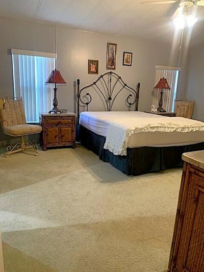 Photo 4 of 8 of home located at 110 Bearwoods Ave Lake Placid, FL 33852
