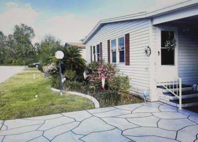 Photo 2 of 26 of home located at 4631 Cedar Brook Way Lot # 391 Lakeland, FL 33801