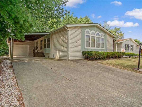 Photo 1 of 2 of home located at 5308 Ida Dr Belleville, IL 62223