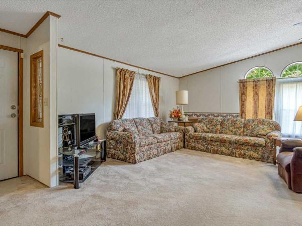 1992 Mobile Home