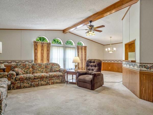 1992 Mobile Home