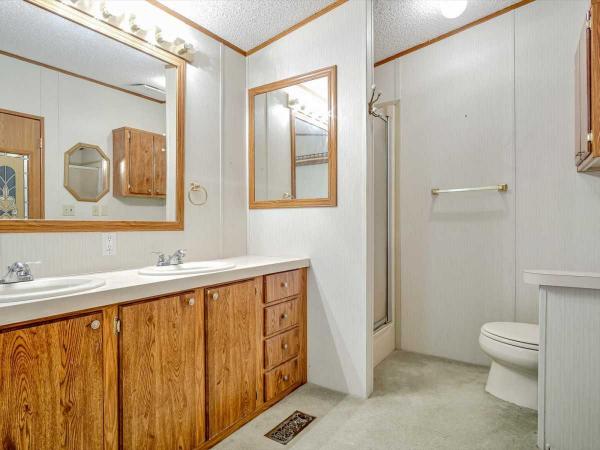 1992 Mobile Home