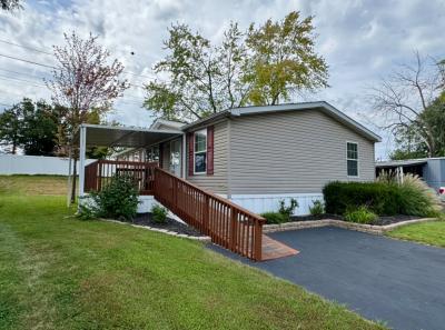 Photo 2 of 18 of home located at 170 Eldorado Drive Saint Peters, MO 63376