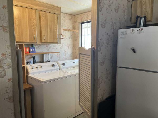 1984 Palm Harbor Manufactured Home