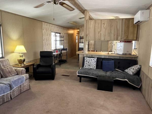 1984 Palm Harbor Manufactured Home