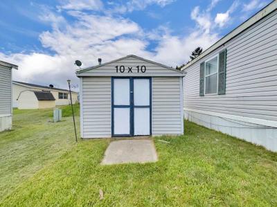 Photo 3 of 29 of home located at 4010 Audrey Court Milford, MI 48381