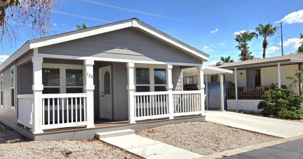 Photo 1 of 2 of home located at 19602 N. 32nd St. #129 Phoenix, AZ 85050