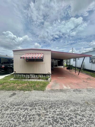 Mobile Home at 8 Idle Lane Bradenton, FL 34208