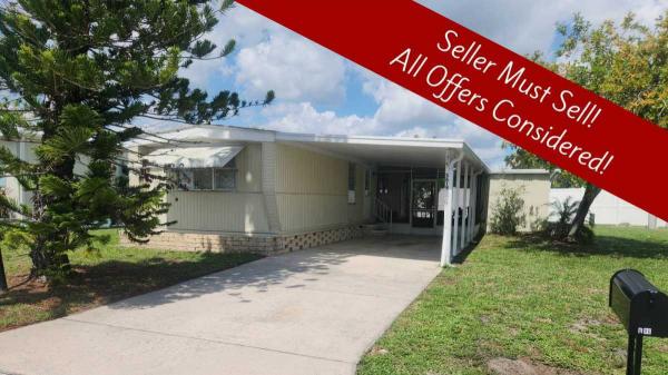 Photo 1 of 2 of home located at 5619 Weather Vane Street Bradenton, FL 34203