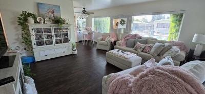 Photo 3 of 11 of home located at 712 43rd Street Bakersfield, CA 93301