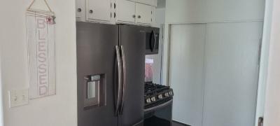 Photo 5 of 11 of home located at 712 43rd Street Bakersfield, CA 93301