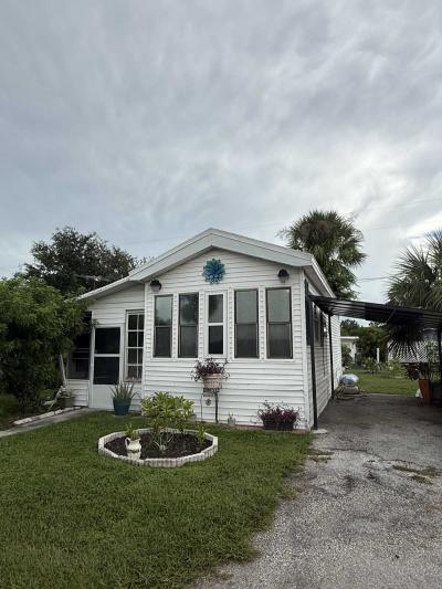 Photo 3 of 25 of home located at 5757 66th Street N #36 St Petersburg Koa, FL 33709