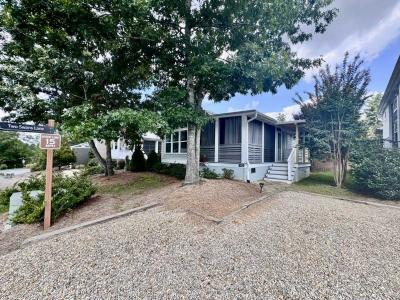 Photo 4 of 8 of home located at 112 Just Wandering Lane Flat Rock, NC 28731