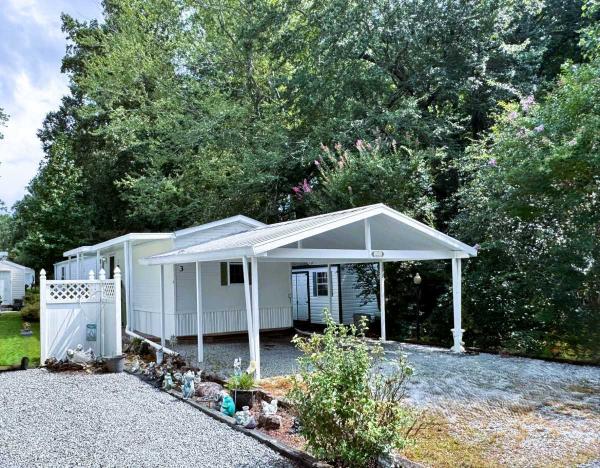 Photo 1 of 2 of home located at 3 Cannalily Drive Hendersonville, NC 28792