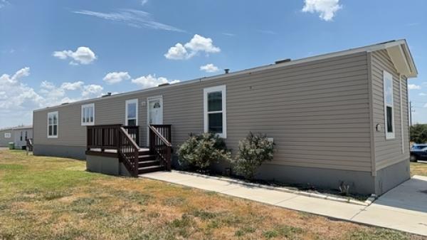 2018 31SMB16803CH18 Mobile Home For Sale
