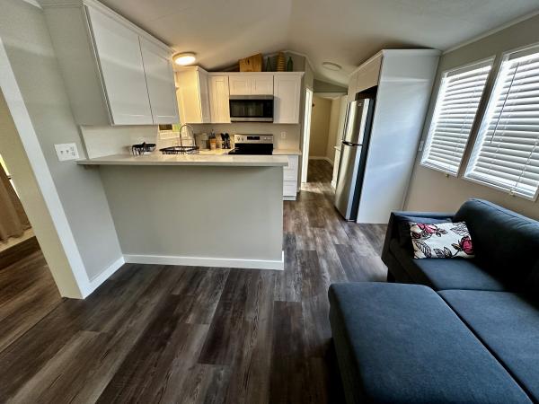1992 Mobile Home