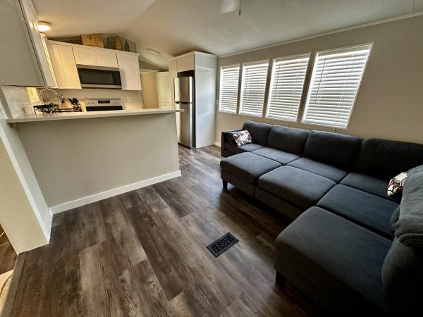 1992 Mobile Home