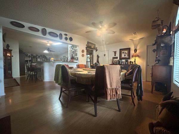 1998 REGE 5263D Mobile Home