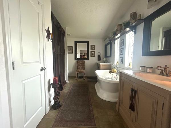 1998 REGE 5263D Mobile Home