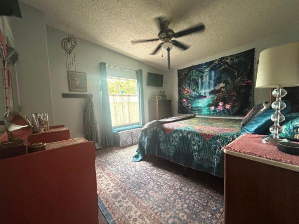 1998 REGE 5263D Mobile Home