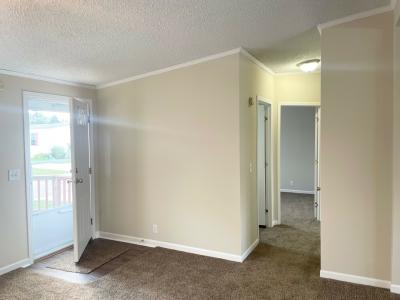 Photo 5 of 20 of home located at 6199 Crestwood White Lake, MI 48383
