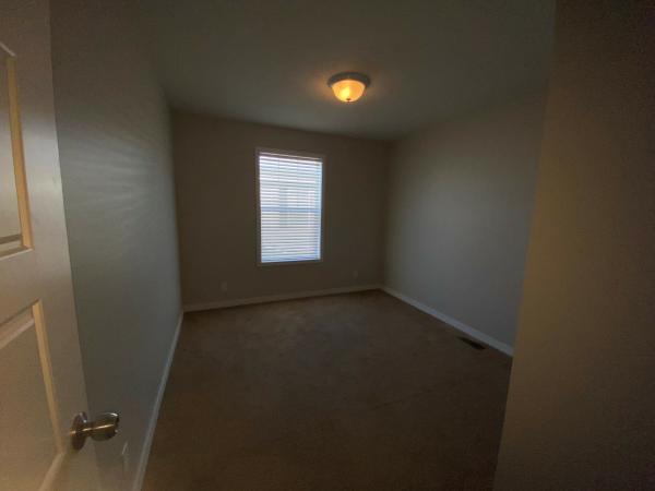 2018 CLAYTON 81SHN28523 Mobile Home