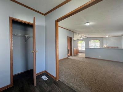 Photo 2 of 12 of home located at 4314 Kingston Lane Jackson, MI 49201