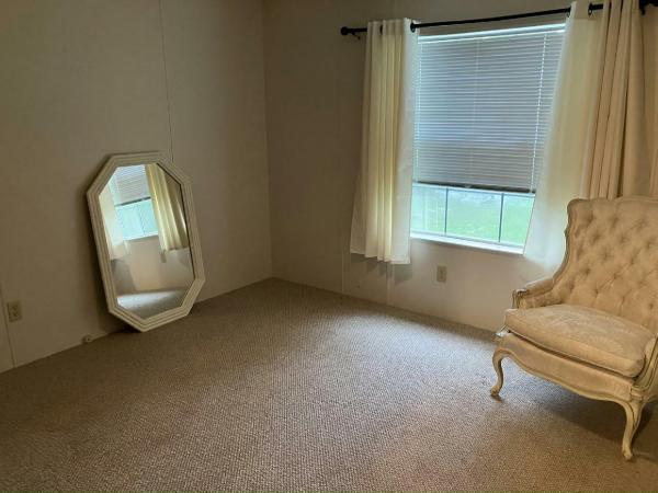 1992 Fleetwood Manufactured Home