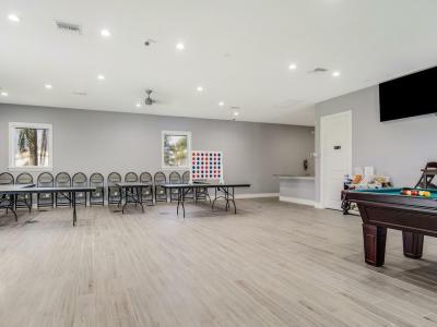 Photo 4 of 21 of home located at 120 Leopard Lane #120 North Fort Myers, FL 33917