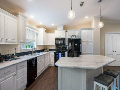 Photo 4 of 17 of home located at 328 Eland Drive #328 North Fort Myers, FL 33917