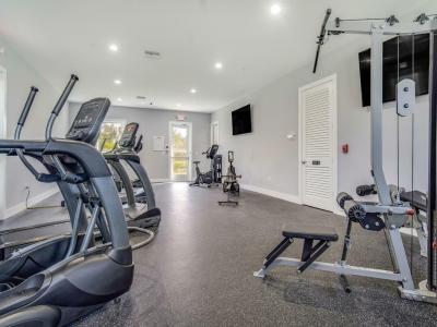 Photo 4 of 21 of home located at 282 Giraffe Drive #282 North Fort Myers, FL 33917