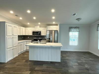 Photo 3 of 18 of home located at 17100 Tamiami Trail #196 Punta Gorda, FL 33955