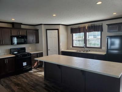 Photo 3 of 10 of home located at 5702 Angola Rd. #315 Toledo, OH 43615