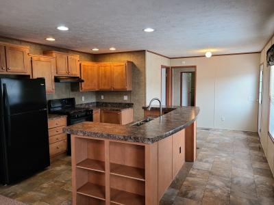 Photo 3 of 8 of home located at 5702 Angola Rd. #71 Toledo, OH 43615