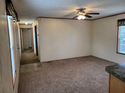 Photo 5 of 8 of home located at 5702 Angola Rd. #71 Toledo, OH 43615