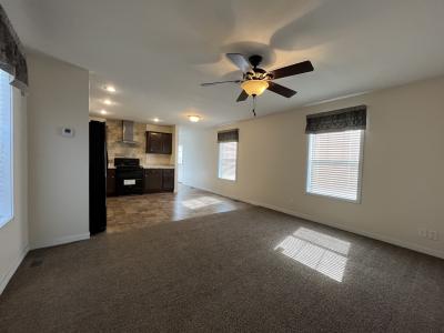 Photo 2 of 9 of home located at 5137 Kidway Ct Sterling Heights, MI 48310