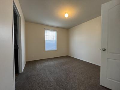 Photo 4 of 9 of home located at 5137 Kidway Ct Sterling Heights, MI 48310