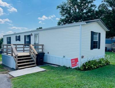 Mobile Home at 323 Agate Circle Lot Ag323 Maryville, TN 37804