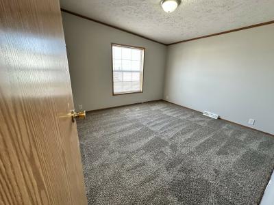 Photo 5 of 15 of home located at 29177 Meadow Lane Gibraltar, MI 48173